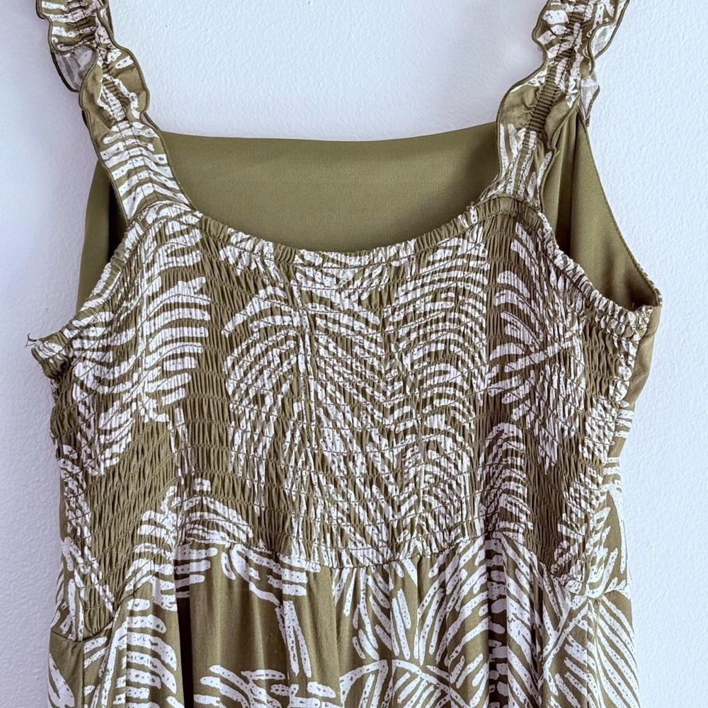 Luxology Palm Print Maxi Dress Ruffle Straps Smocked Back Olive Green Size M - Picture 8 of 12